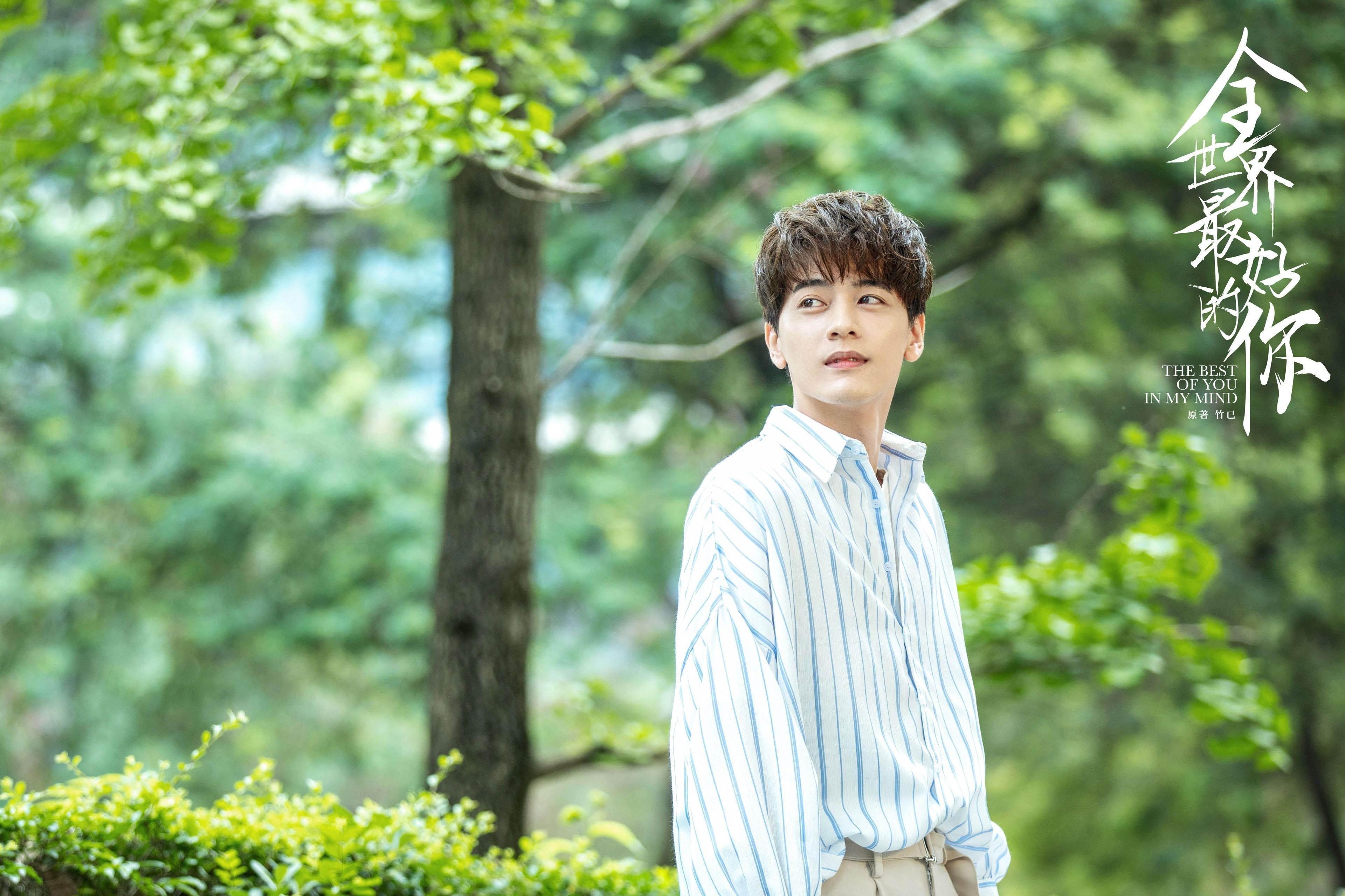 詹姆斯·奥康纳在比赛中的冷静指挥，确保袋鼠队稳占上风，詹姆斯康纳 高线公园